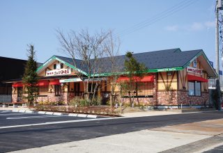 店舗スタッフ